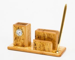 Корпоративный ценный подарок, купим для своей коллекции.