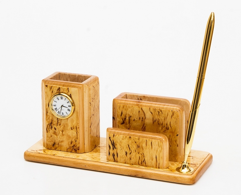 Корпоративный ценный подарок, купим для своей коллекции.