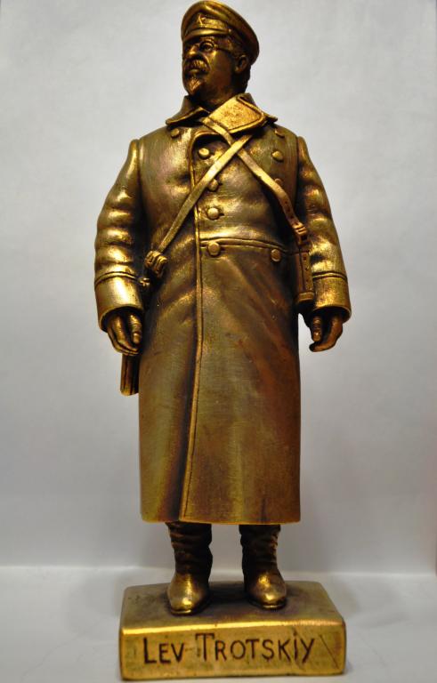 статуэтка_бюст_троцкий_14